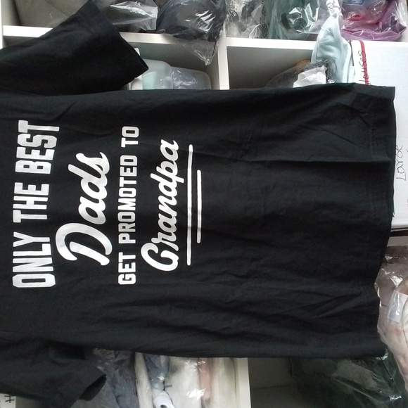 Men’s Black T-shirt " ONLY THE BEST DAD GET PROMOTED TO GRANDPA Tee Short Sleeve - Picture 7 of 11